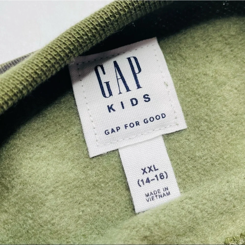 GAP nwot logo